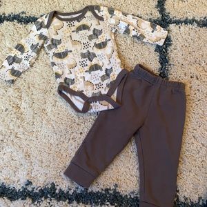 Chick Pea | Dinosaur Onesie and Pants Set
